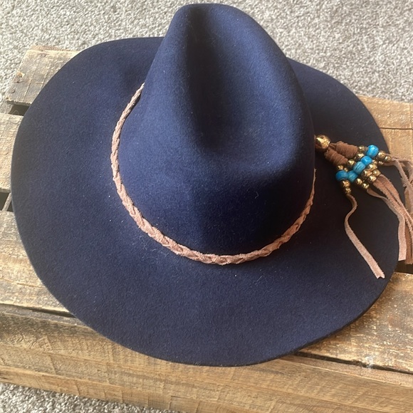 Ale by Alessandro boho black wool adjustable gaucho hat braided leather detail - Picture 4 of 7